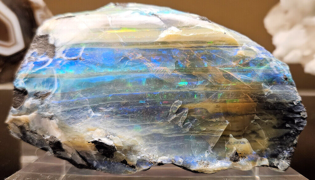 opal-mineral-3