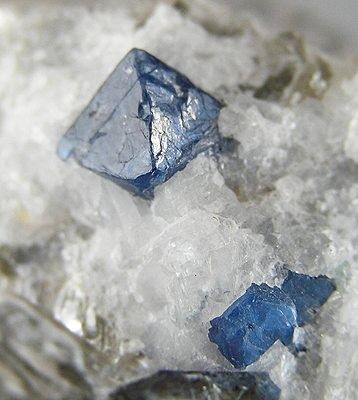 spinel-mineral-2